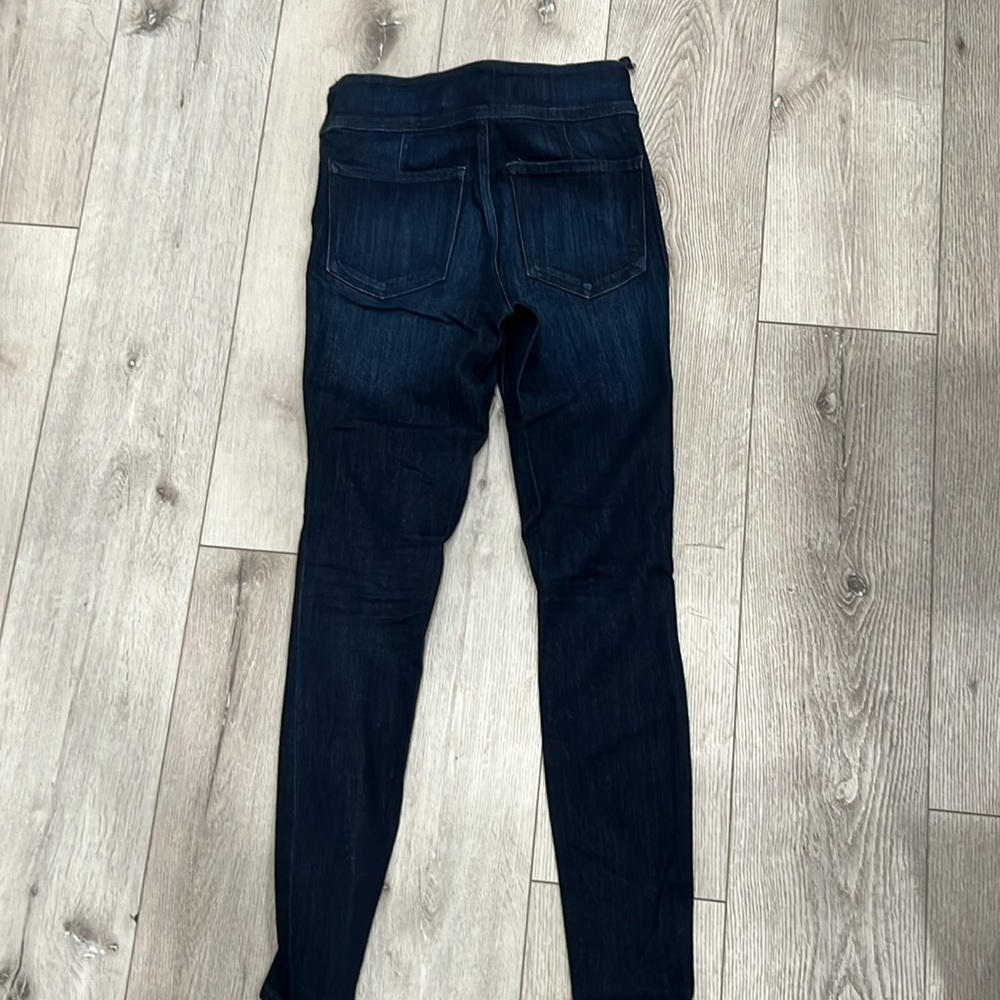 Express Jeans - Picture 2 of 3